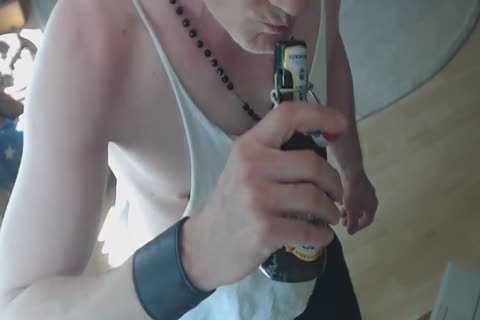 So Fckin delicious this day, Makes Me Feel Sweaty, beautiful Nd Thirsty, Ever Mixdup Bear&urinate? Thats What I Did whilst Hvin Some Cockndbodyfun. Wld Y Like To Share A Bottle With Me? have a joy Nd Let Me Know;-))