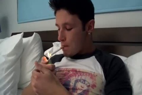 Damon Archer Fingers His Hungry wazoo while he wank His bang