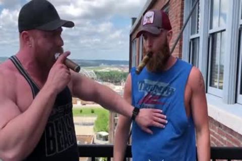 Daddys Ginger poke Pig W Eisen Loch & Gunner Dean