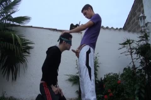 Blindfold lad gets banged Outside