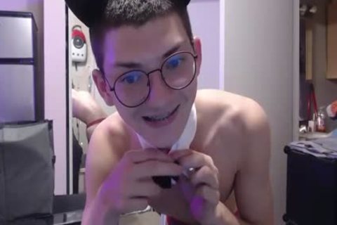 juicy Nerdy Crossdresser With Glasses web camera Solo