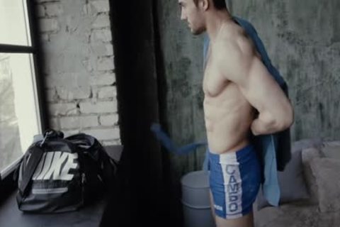 Model Does Some bare Shadow Boxing