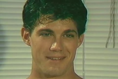 I do not Know If you twinks Can Take It, I Have A Real big 10-Pounder