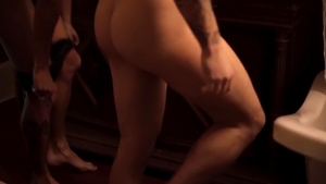 Drill My Hole: Tattooed Matthew Camp 69 & Enzo in bath
