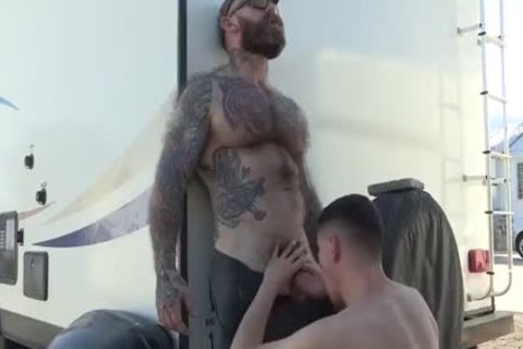 Papi Y Su Cachorro outdoors two
