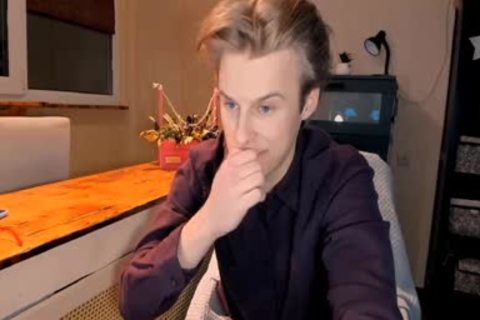 homosexual Office Worker Stroking His penis And Showing His pooper On cam