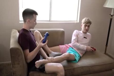 SU-Jesse Gives His anal To Alex