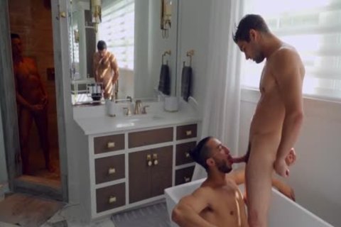 trio In baths