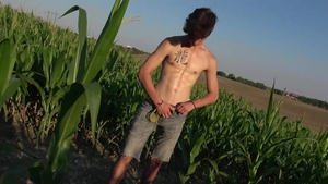 EastBoys: Hairy and athletic Johny Walsh handjob outdoors
