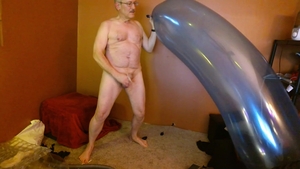 Balloonbanger 63) Daddy Humps giant Round And giant lengthy Balloons To agonorgasmos!