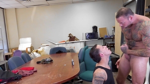 YoungPerps - Thief Des Irez playing with Sean Duran