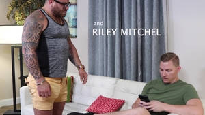 Family Creep: Stepson Seeks Stepdad S*ck