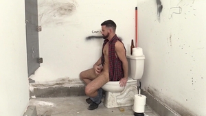 Bromo: Athlete Twinks Enjoy Tatted Bears