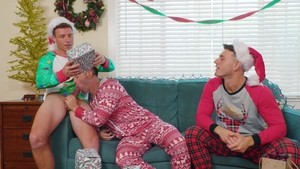 ASGmax Originals: Free-Use Frenzy: Their Favorite Xmas Gift
