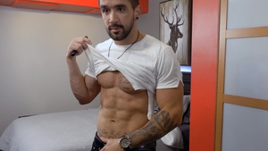 maskurbate: Behind the scenes with Zack Lemec